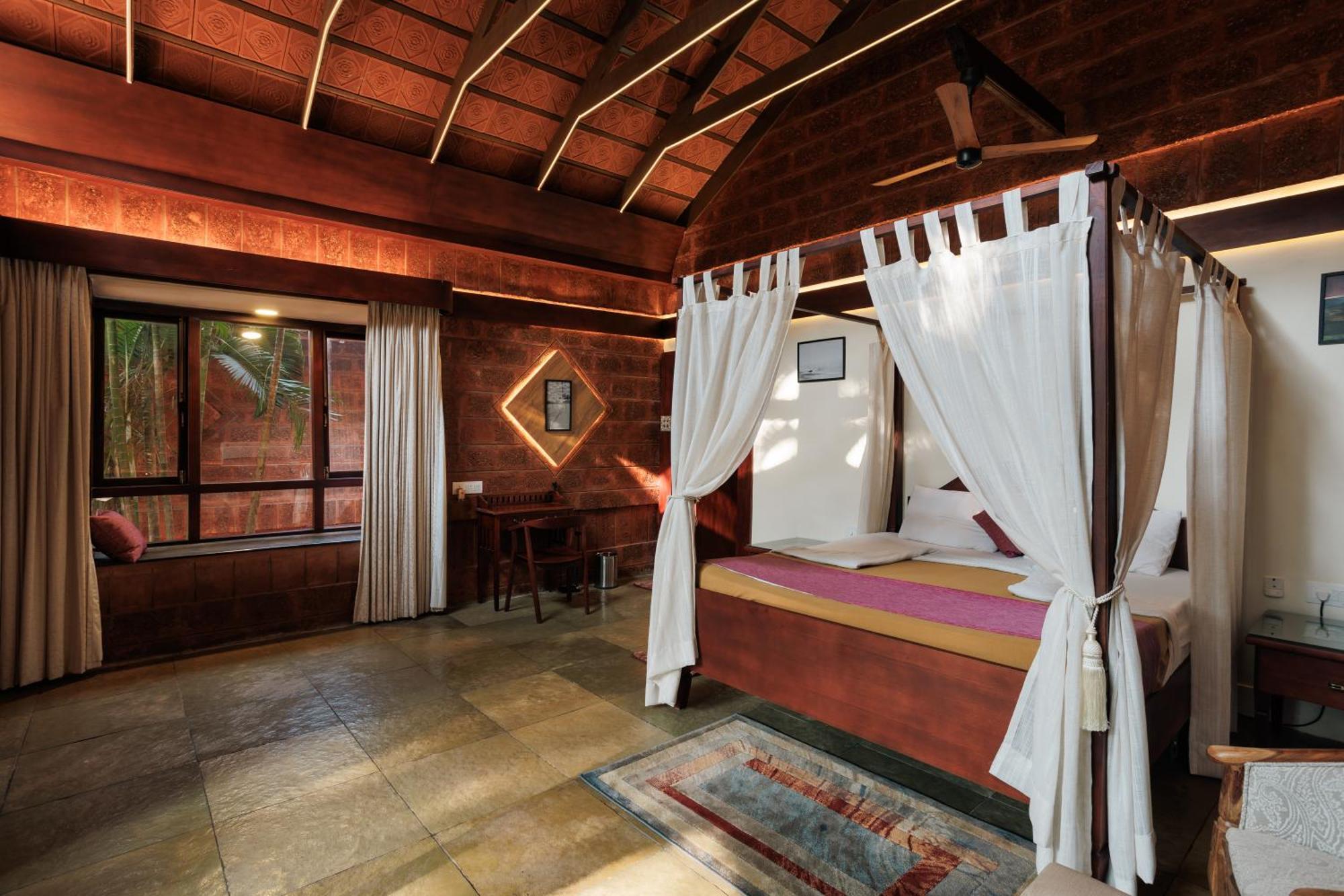 Sai Vishram Beach Resort Bainduru Экстерьер фото