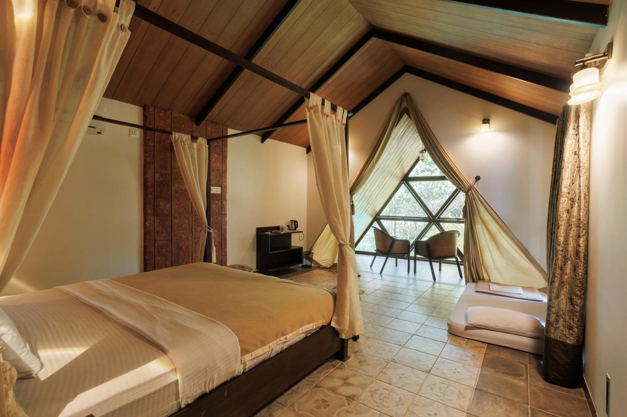 Sai Vishram Beach Resort Bainduru Экстерьер фото